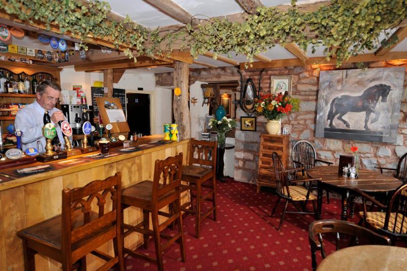 The Hood Arms Hotel Kilve Eksteriør billede
