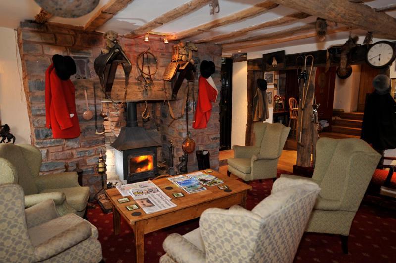 The Hood Arms Hotel Kilve Eksteriør billede